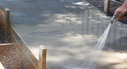 ساختمان می‌سازیم یا آب هدر می‌دهیم؟ راه نجات: کیورینگ بدون آب