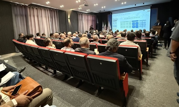 بازدید مسئولین عالی‌رتبه استان البرز از کارخانه مدرن کلینیک بتن ایران و برگزاری همایش انرژی و صنعت